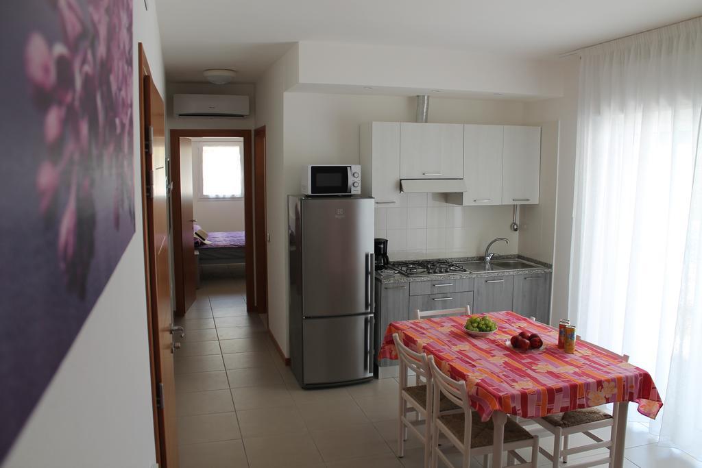 Residence Ca'Tullio Bibione Habitación foto